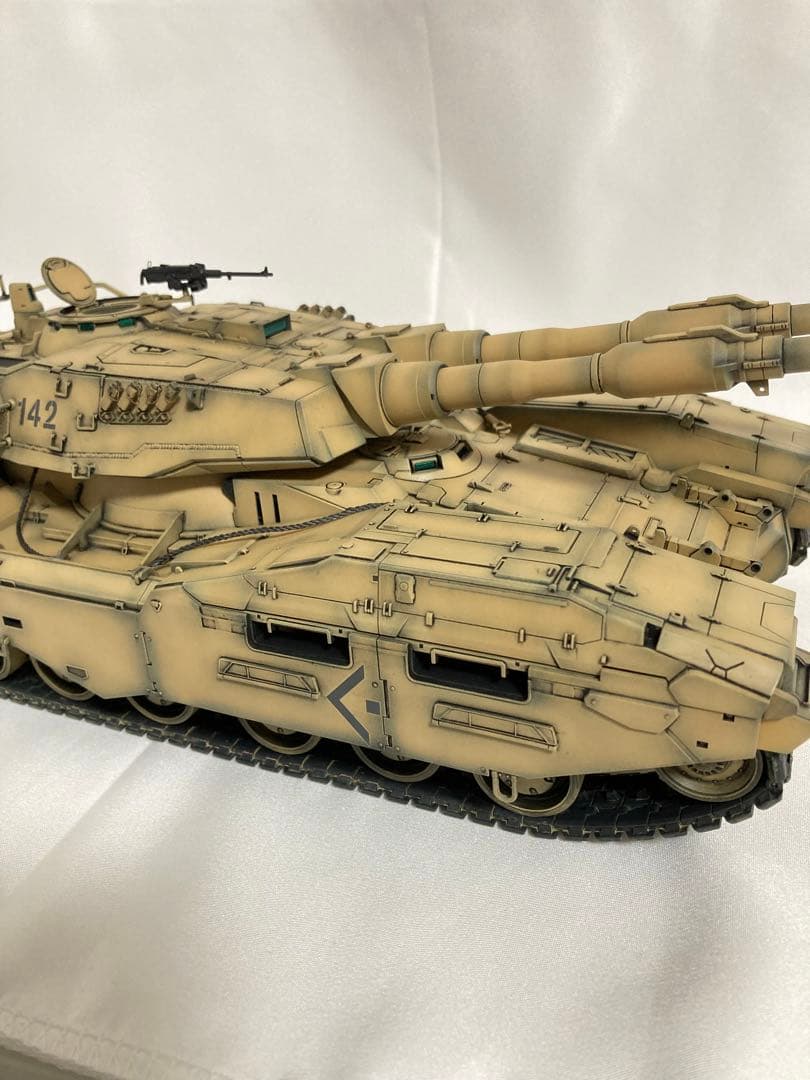 UCHG 1/35 地球連邦軍61式戦車5型 塗装済完成品 復讐のレクイエム