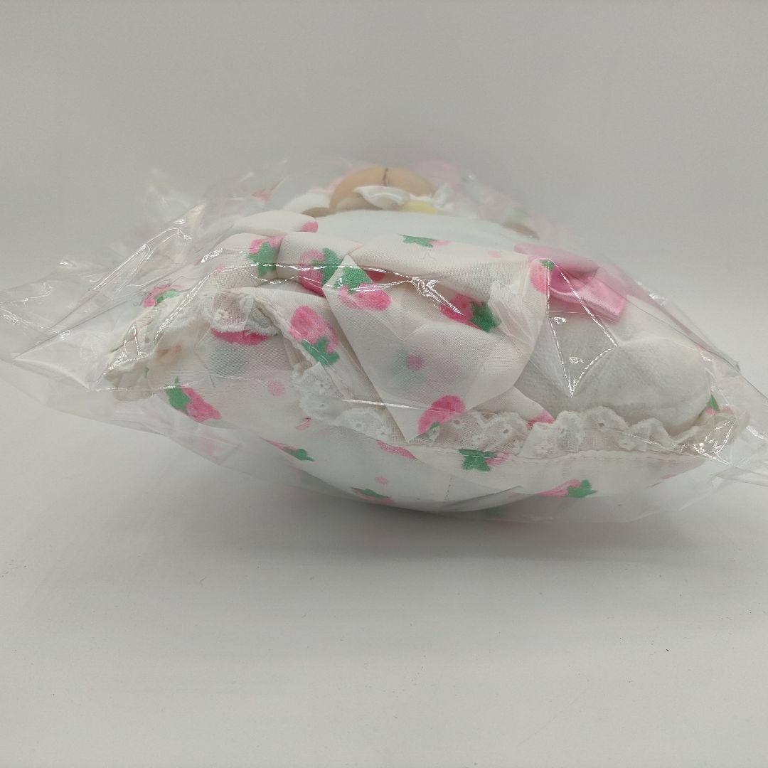 【激レア】キティ✖︎ストロベリーショートケーキ　ぬいぐるみ　イチゴ　サンリオ