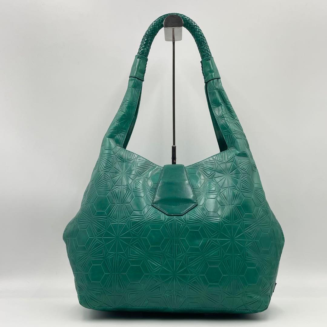 【入手困難】BVLGARI マシューウィリアムソン ショルダーバッグ エンボス