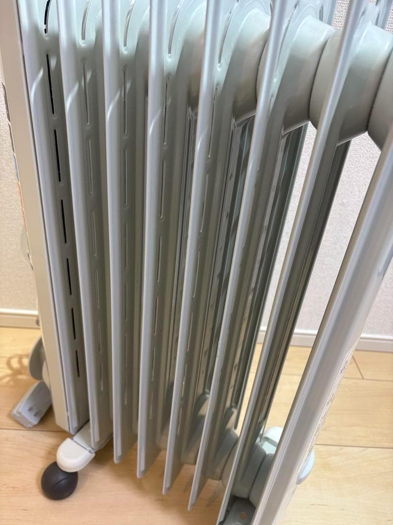 【週末限定値下げ】【極美品】デロンギ オイルヒーター HJ0812
