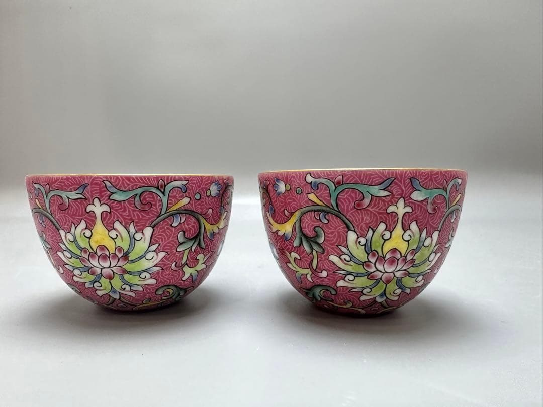 中国 煎茶碗 色絵 金彩 乾隆御製 一対