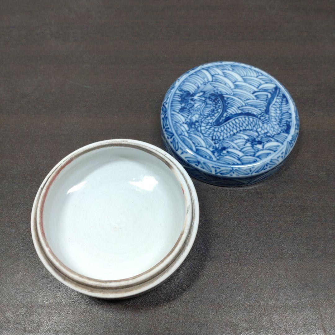 玩玉 款 青花 龍青海波文 合子