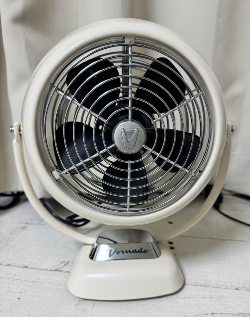 ボルネードサーキュレーター　ジュニア　ヴィンテージホワイト