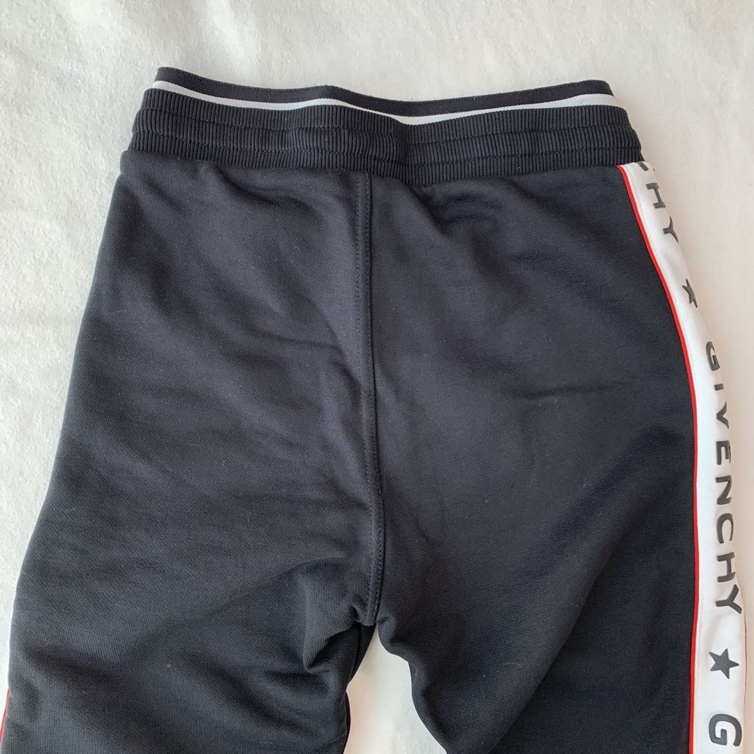 Givenchy スウェットパンツ　10A 138cm ストライプ　ロゴ