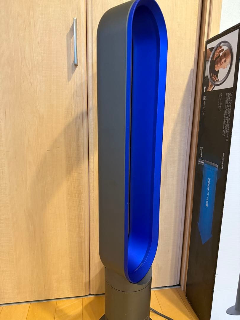 ダイソンDyson cool タワーファン 扇風機 AM07　2019年製