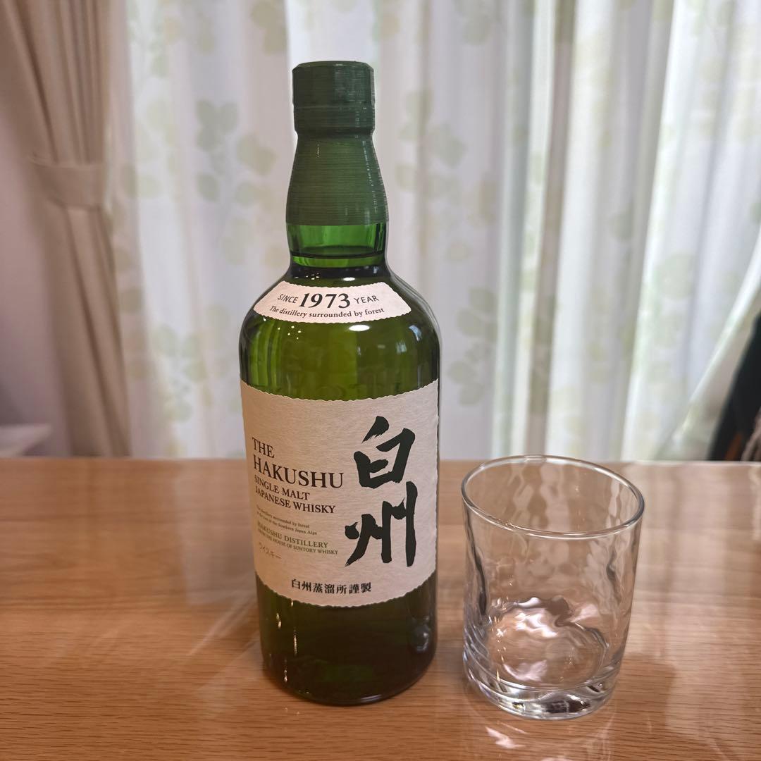 サントリー　シングルモルトウイスキー 白州　700ml