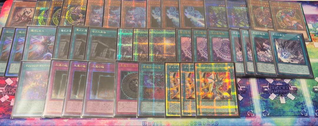 遊戯王 ブラックマジシャン デッキ 高レア プレイマット