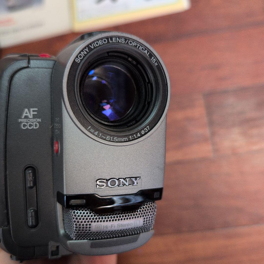 Sony CCD-TRV91 ハンディカム Hi8 本体と付属品　ジャンク品