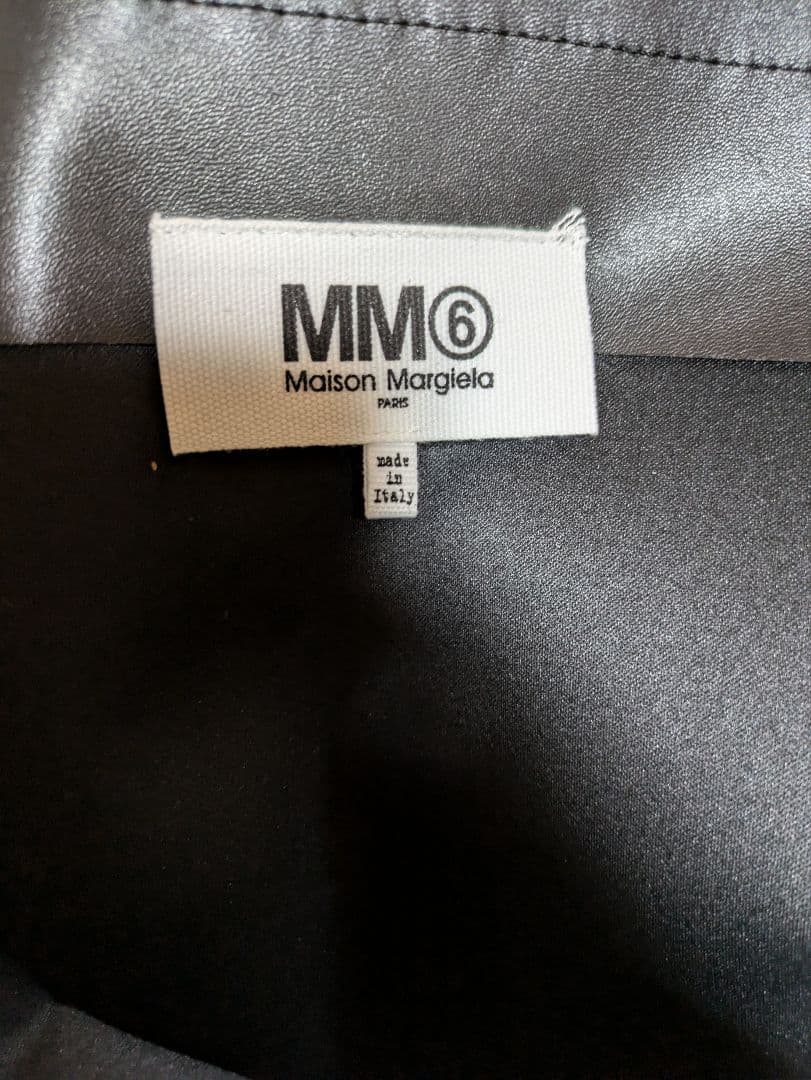 MM6 Maison Margiela マルジェラフェイクレザースカート36黒
