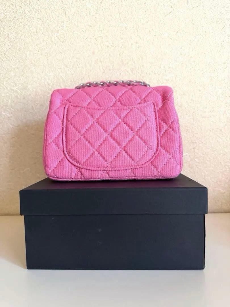 ✨限定VIPノベルティ✨CCロゴ　ショルダーバッグ　ピンクカラー