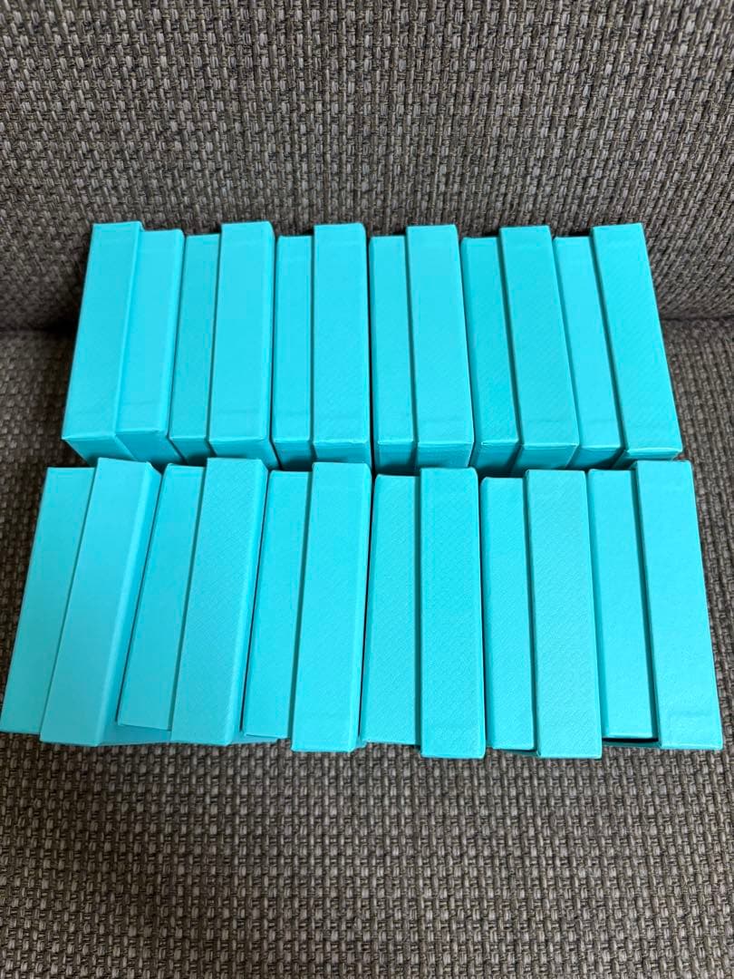 国内現行品　美品ティファニー空箱　巾着袋　12セット