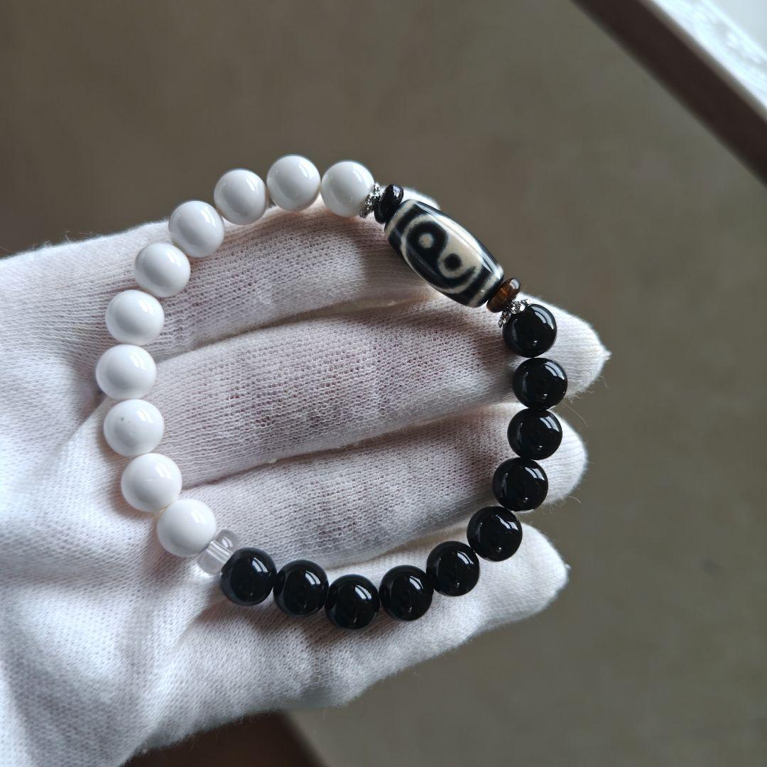 新作♡陰陽太極天珠、黒北投石、天然ホワイトオニキス