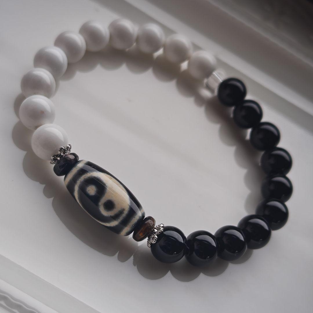 新作♡陰陽太極天珠、黒北投石、天然ホワイトオニキス