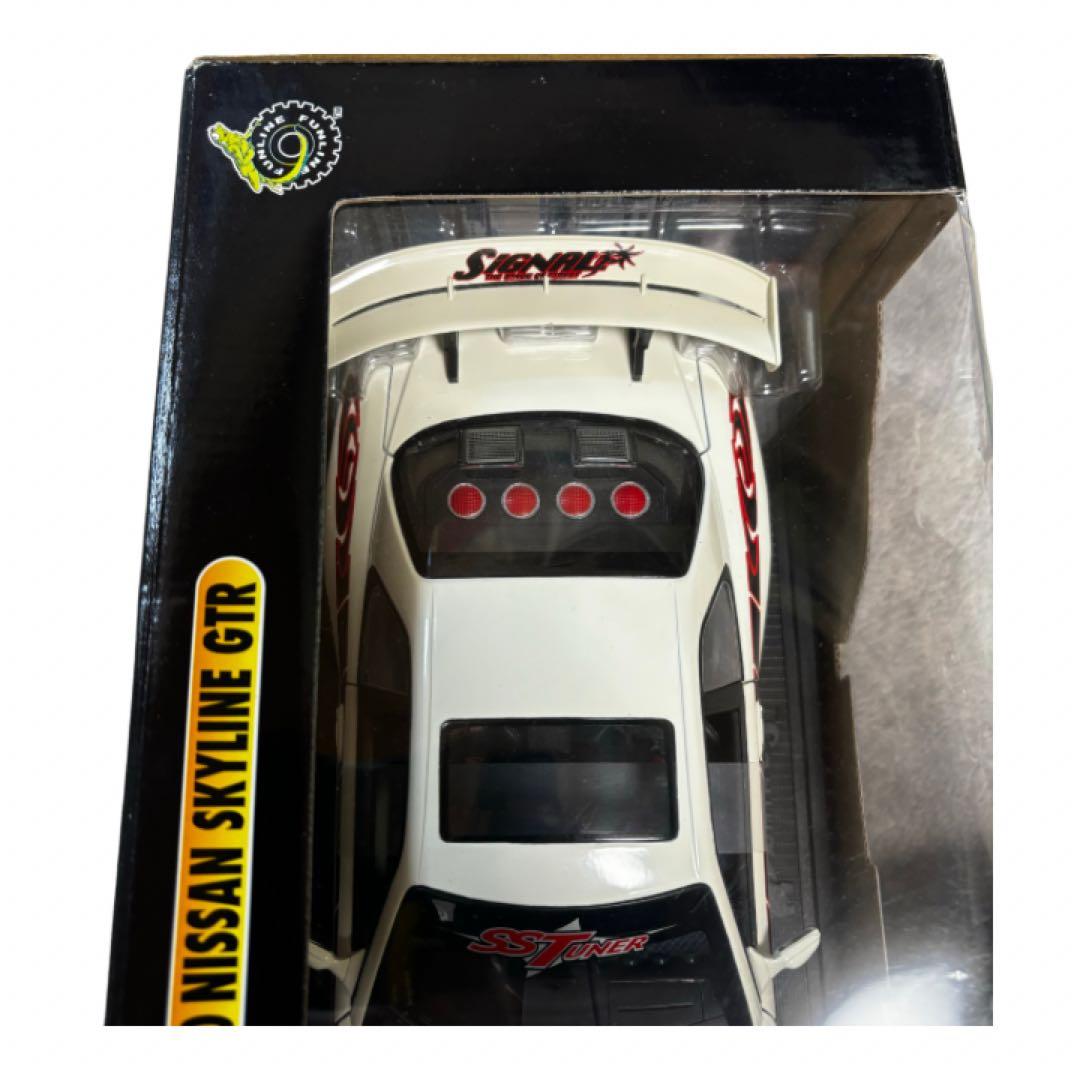 激レア　マッスルマシーン ミニカー NISSAN スカイライン　GT-R 00