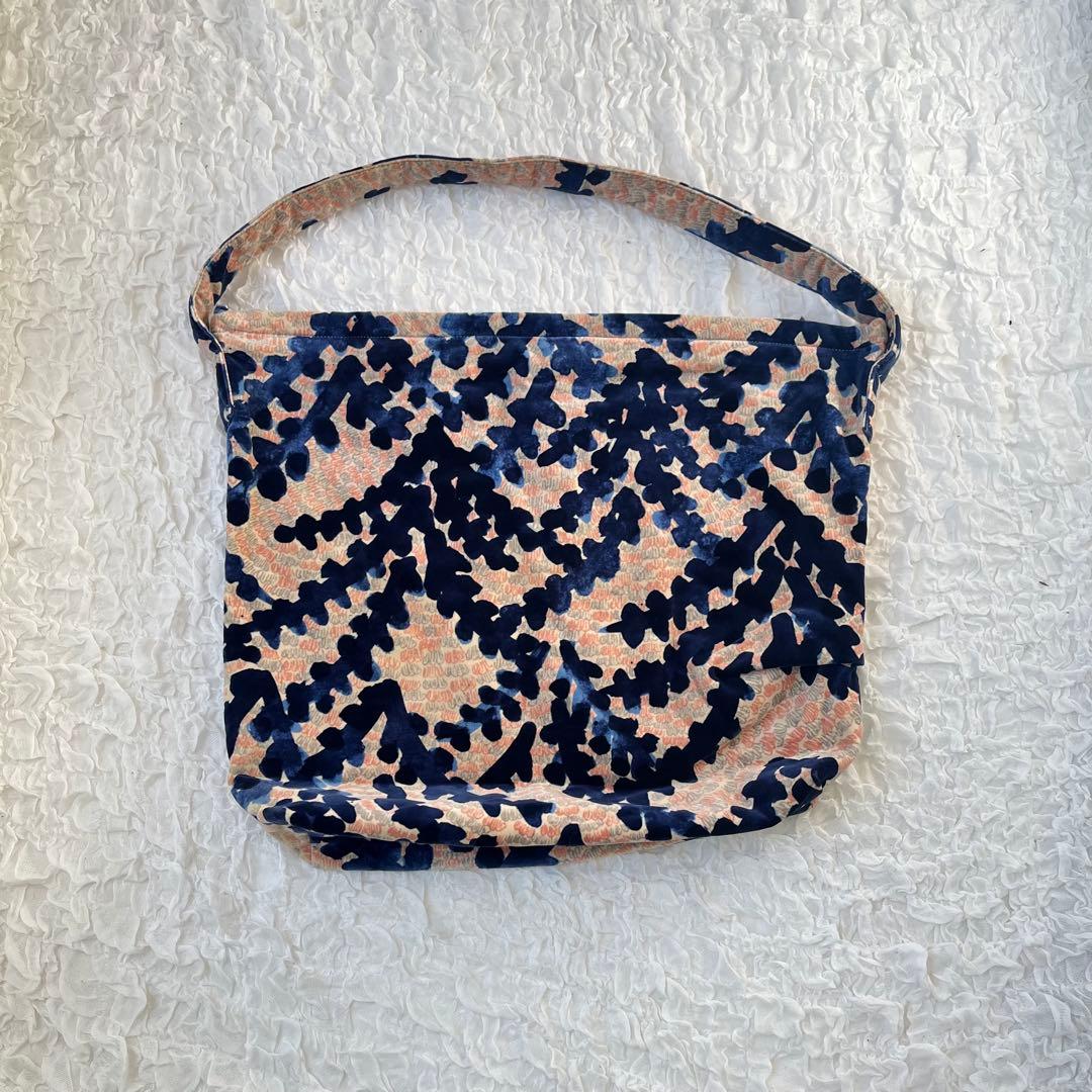 mina perhonen ショルダーバッグ 大 fir tree ファーツリー