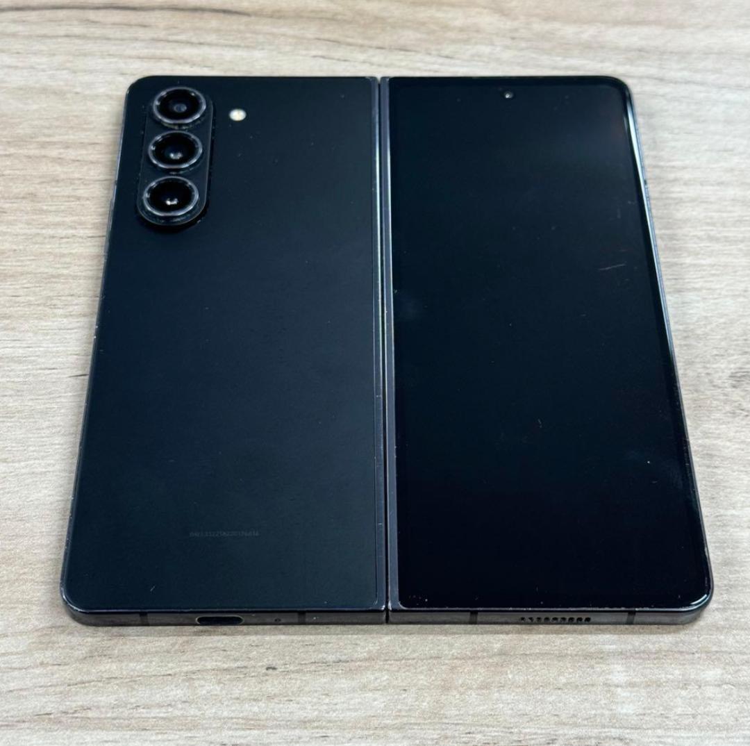 [超美品] Galaxy Z Fold 5 | 256gb | SIMフリー