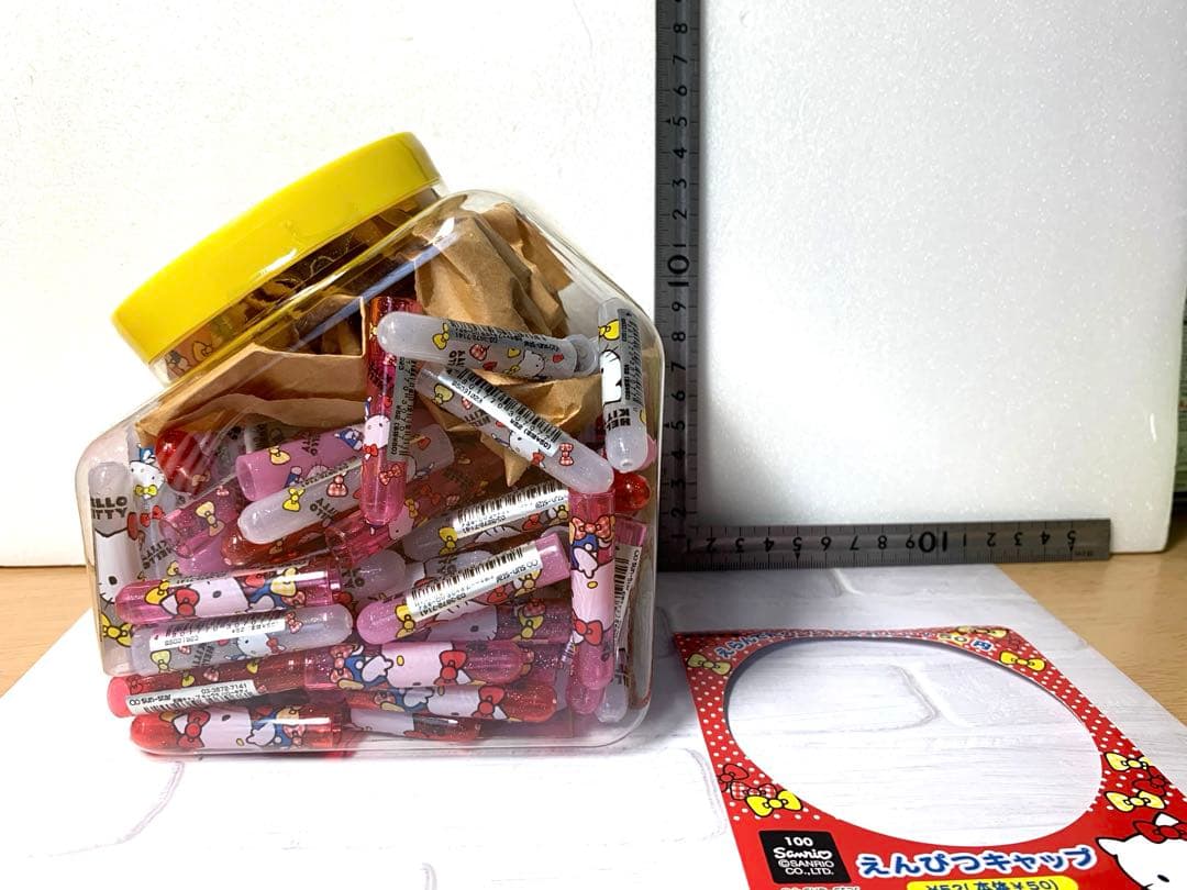 新品未使用　ハローキティ　えんぴつキャップ　160個入り1箱　レトロ