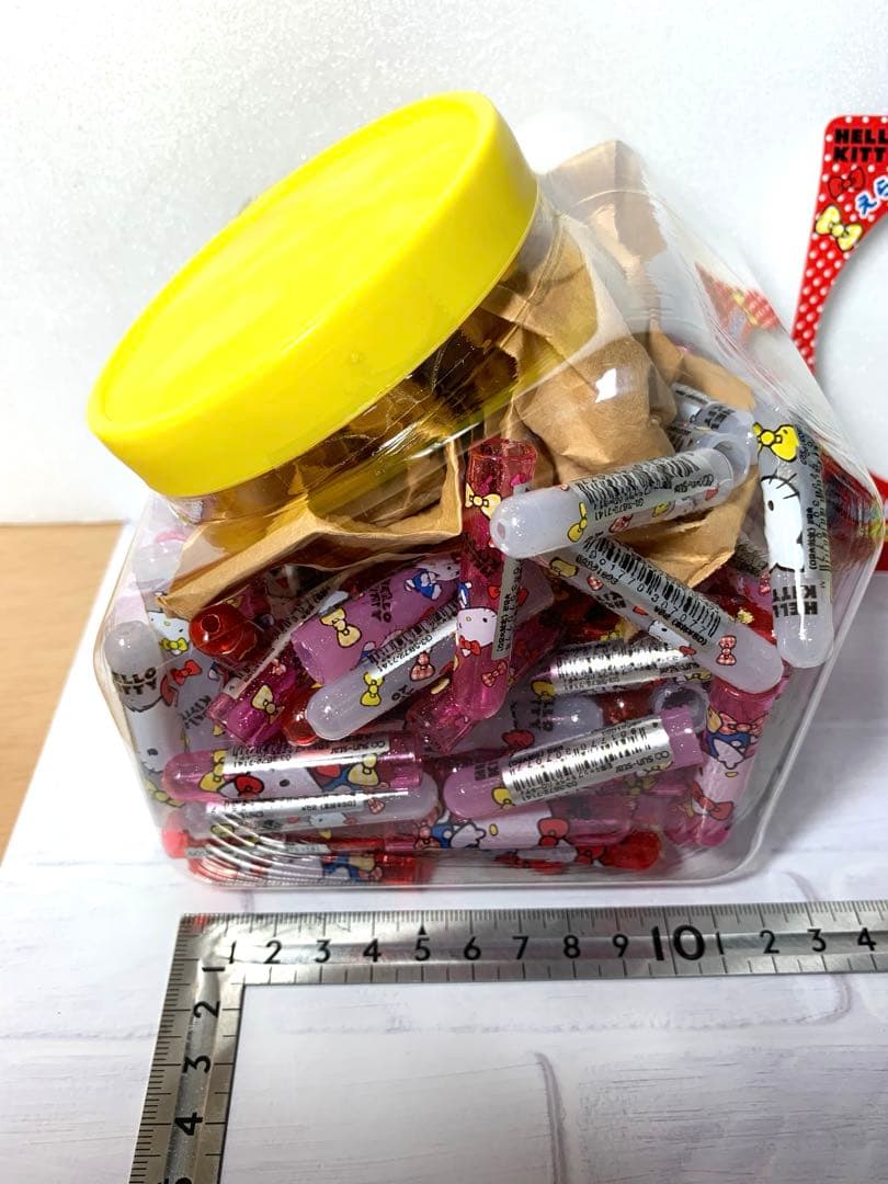 新品未使用　ハローキティ　えんぴつキャップ　160個入り1箱　レトロ