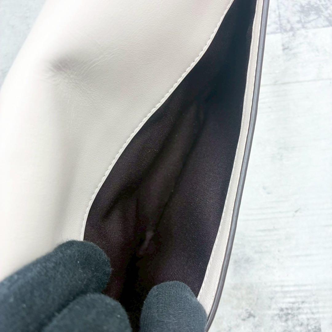 未使用級 コーチ カメラバッグ ショルダーバッグ スタッズ レザー クロスボディ