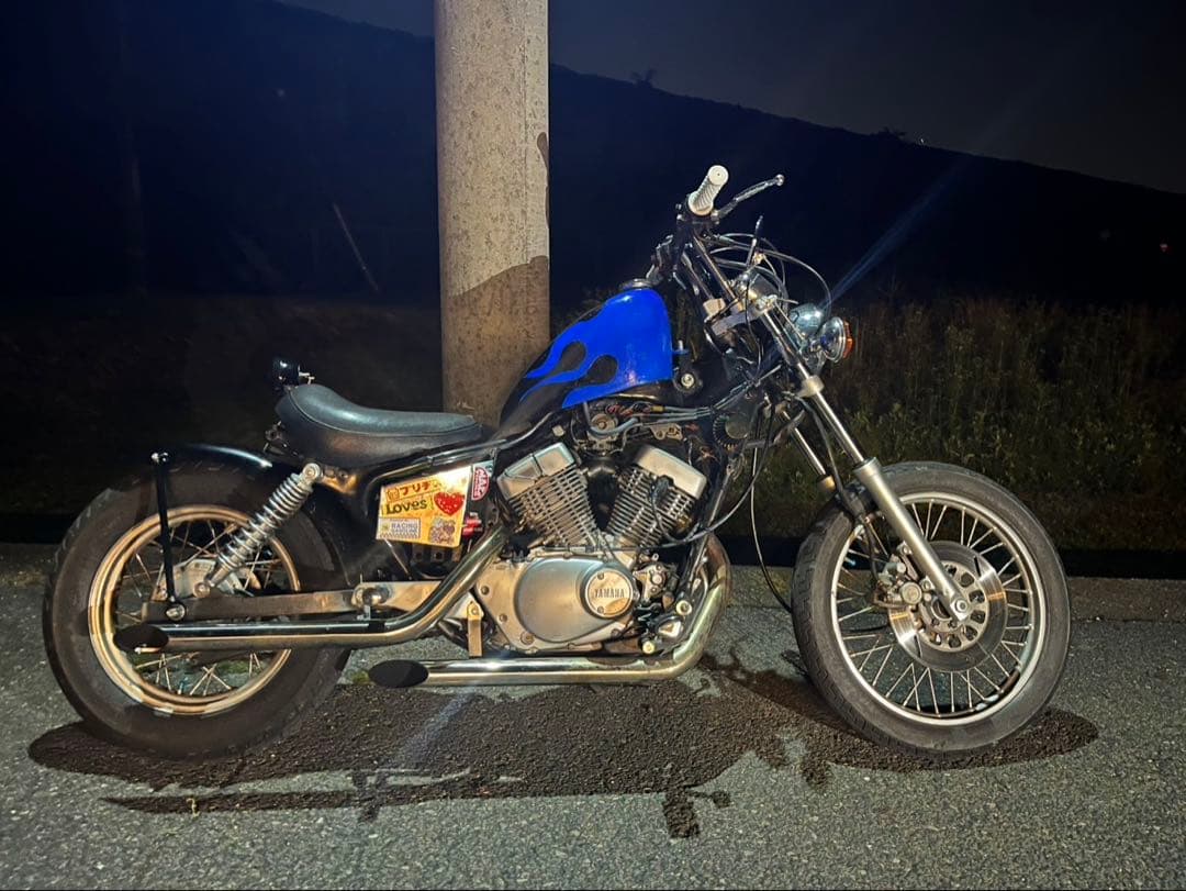 ガレージt&f ハイマウントスリムスポーツスタータンク　ビラーゴカスタム