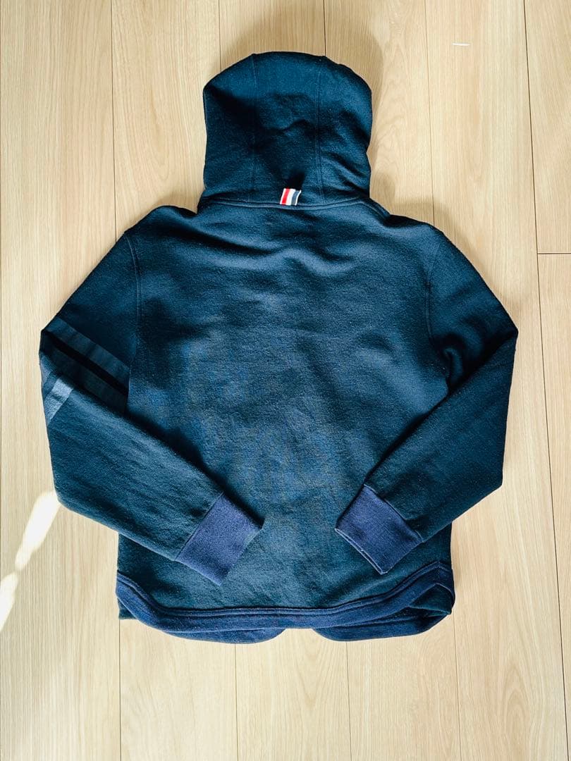 THOM BROWNE ネイビー 4bar パーカー 2