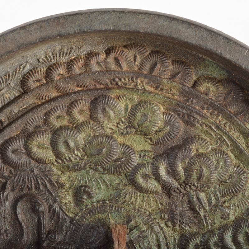 天下一飯村作　古銅　双鶴松竹梅文　銅鏡　古鏡　時代箱付　V　R5548