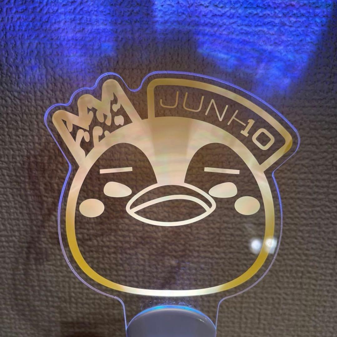 2PM JUNHO ジュノ　ペンライト イエロー ペンペン　皇帝ペンペン