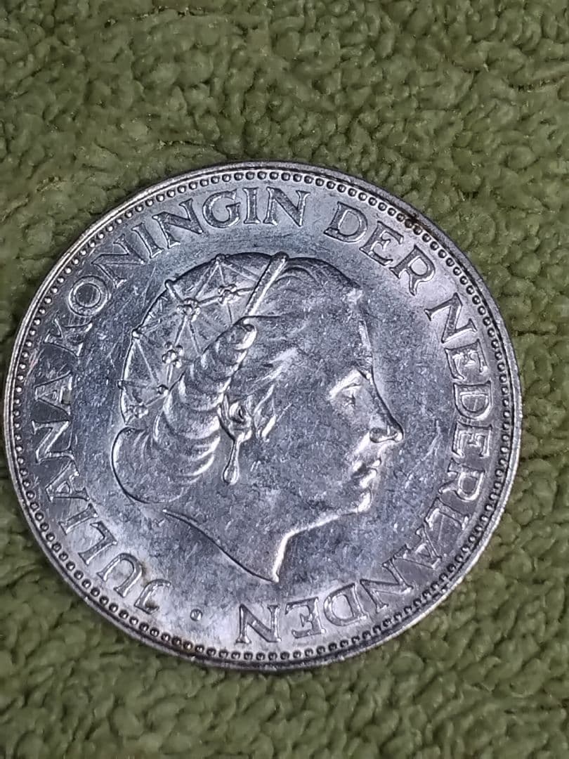 hab021 オランダ 旧貨幣 2.5ギルダー1938年,1966年 ２枚セット