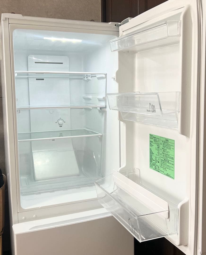 ノンフロン冷凍冷蔵庫　YAMADA YRZ-F15G1 156L