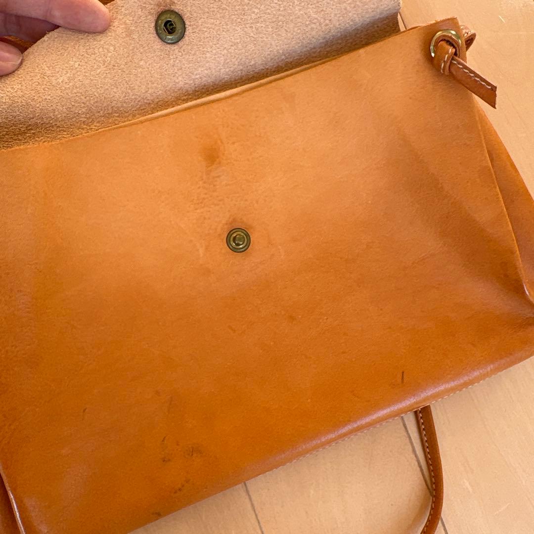 イルビゾンテ　レザーショルダーバッグ　革　カバン　鞄