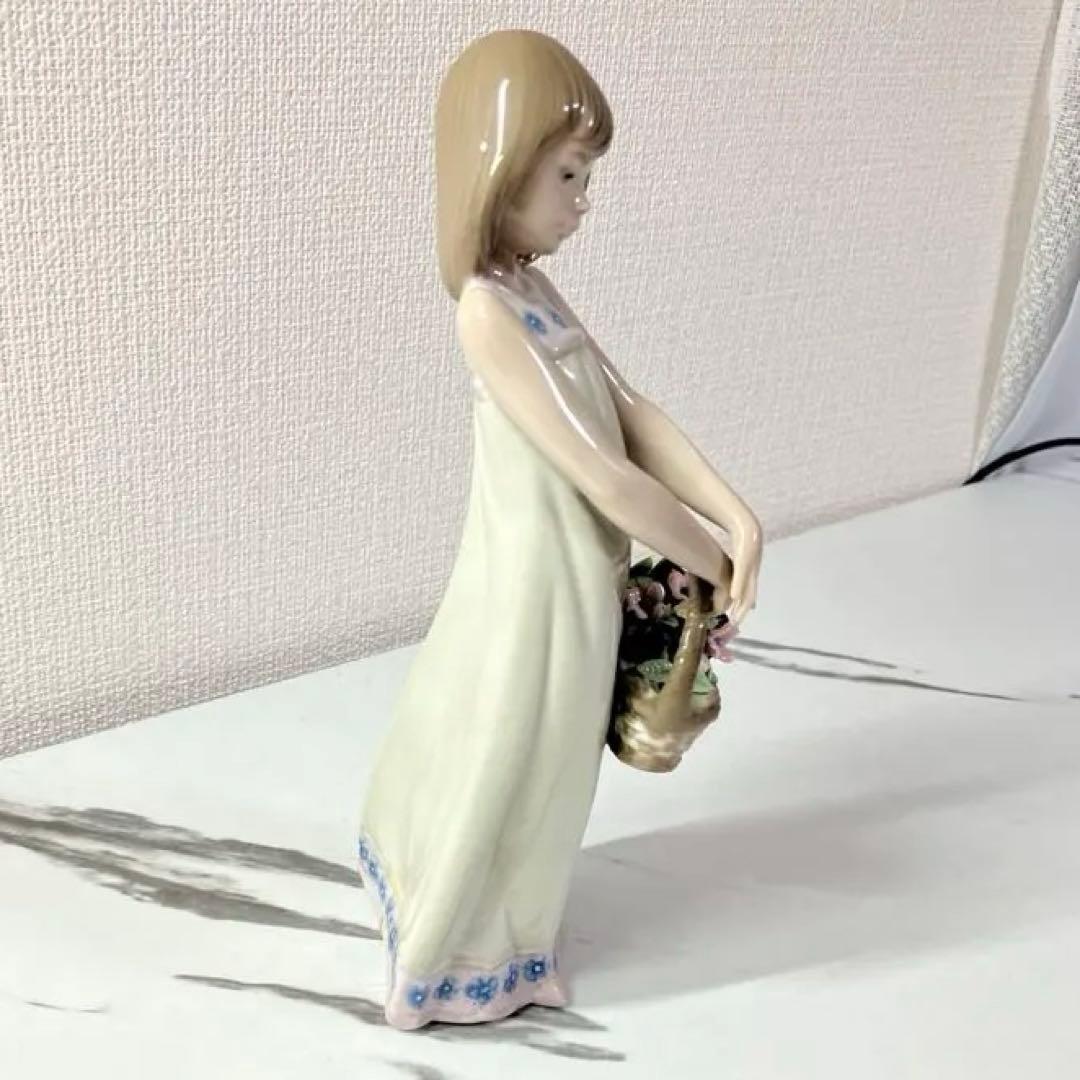 LLADRO リヤドロ 5605 花籠を持つ少女 フィギュリン 箱付