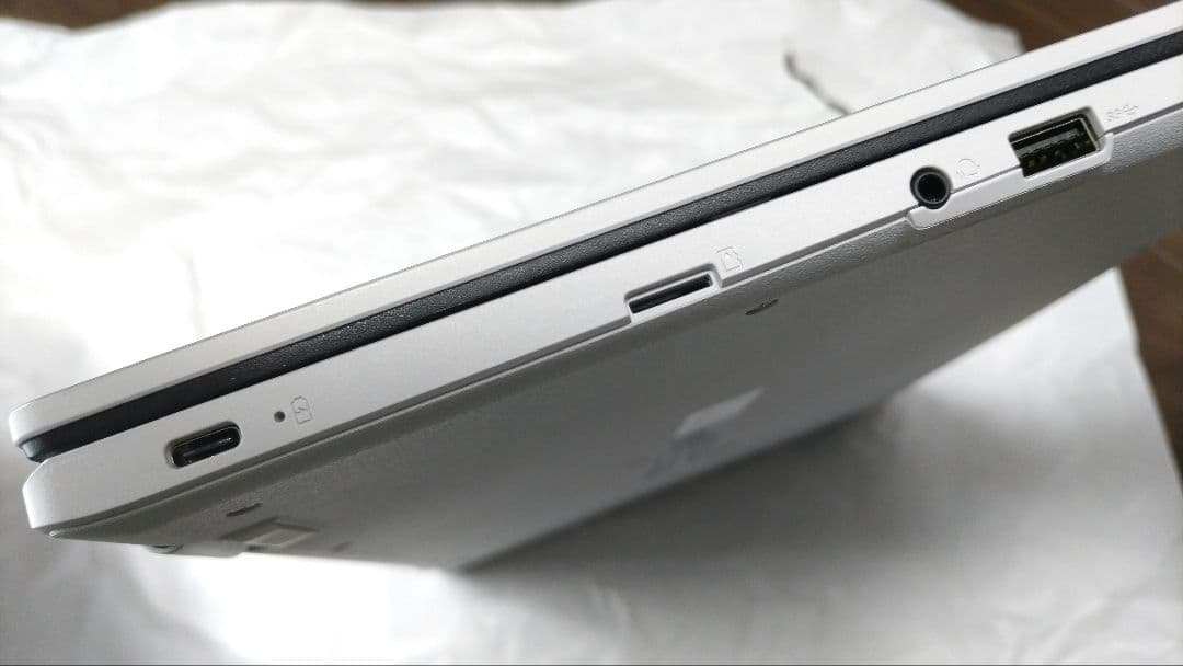 【美品♪】ASUS Chromebook 15インチ 8GB シルバー