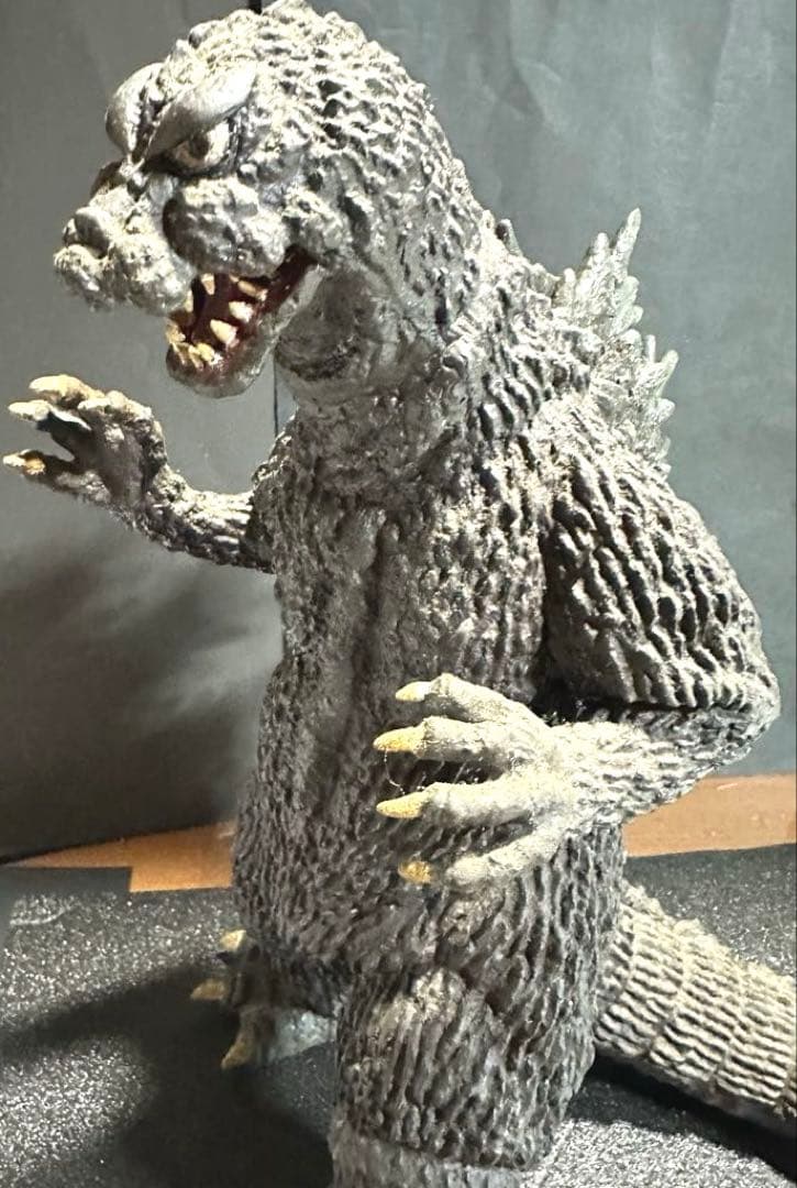 イノウエアーツゴジラ１９６４モスゴジガレージキット