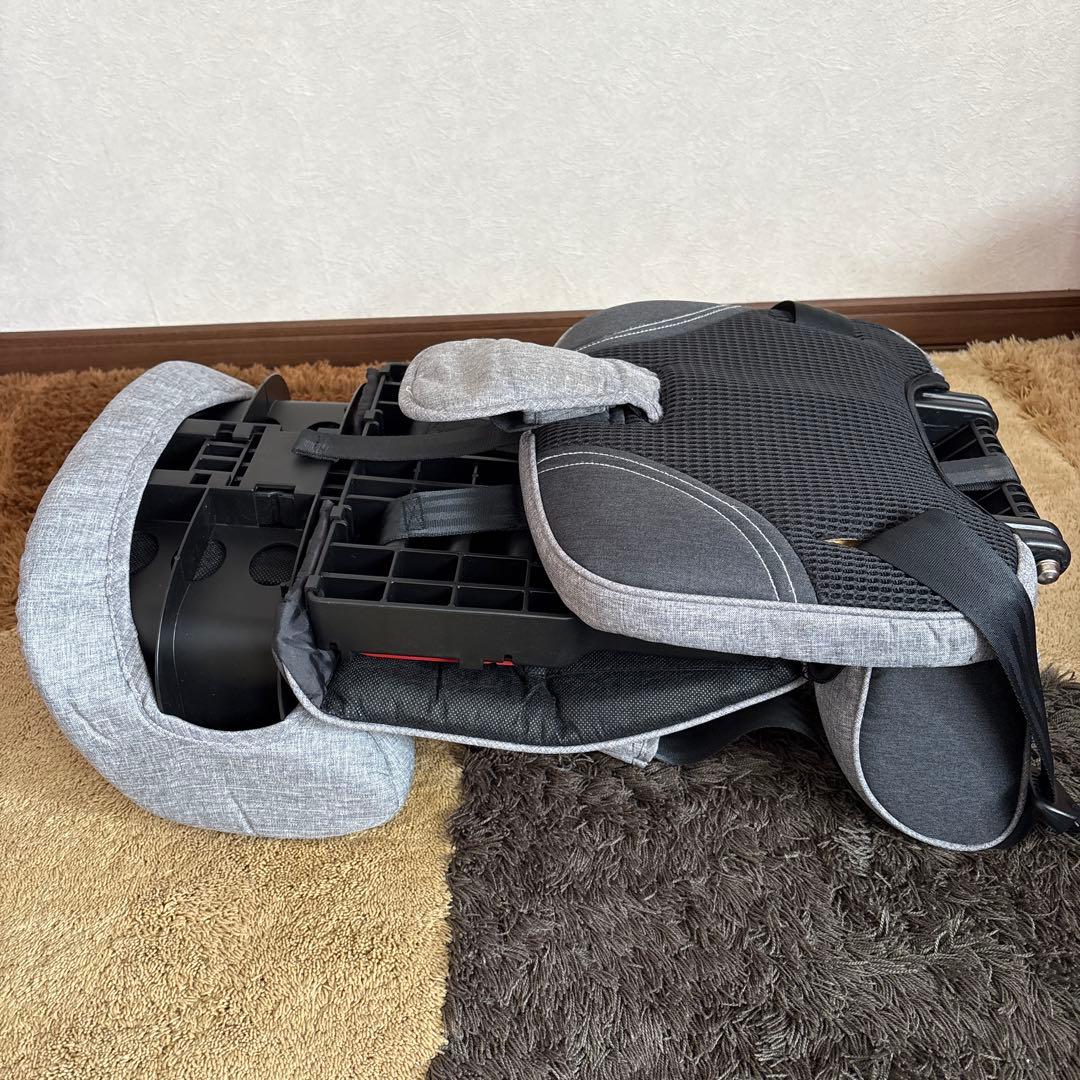 日本育児　トラベルベストEvo チャイルドシート