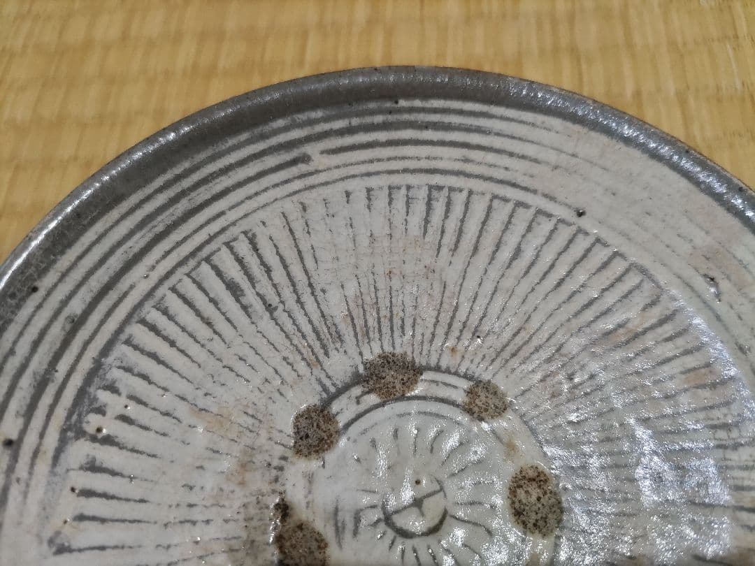 李朝　刷毛三嶋　皿（13.4cm）良品！