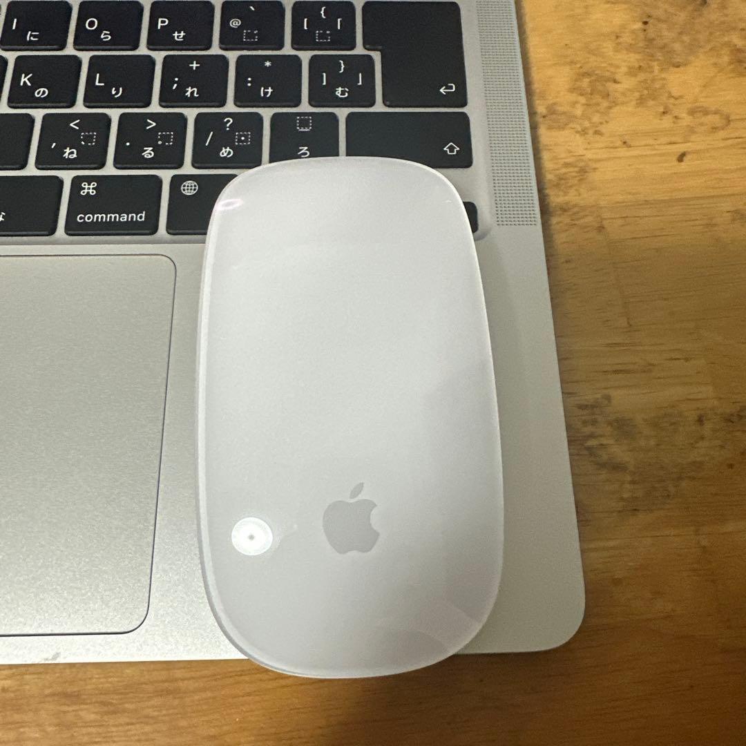 Apple MacBook Pro (13インチ, M2, 2022)256GB