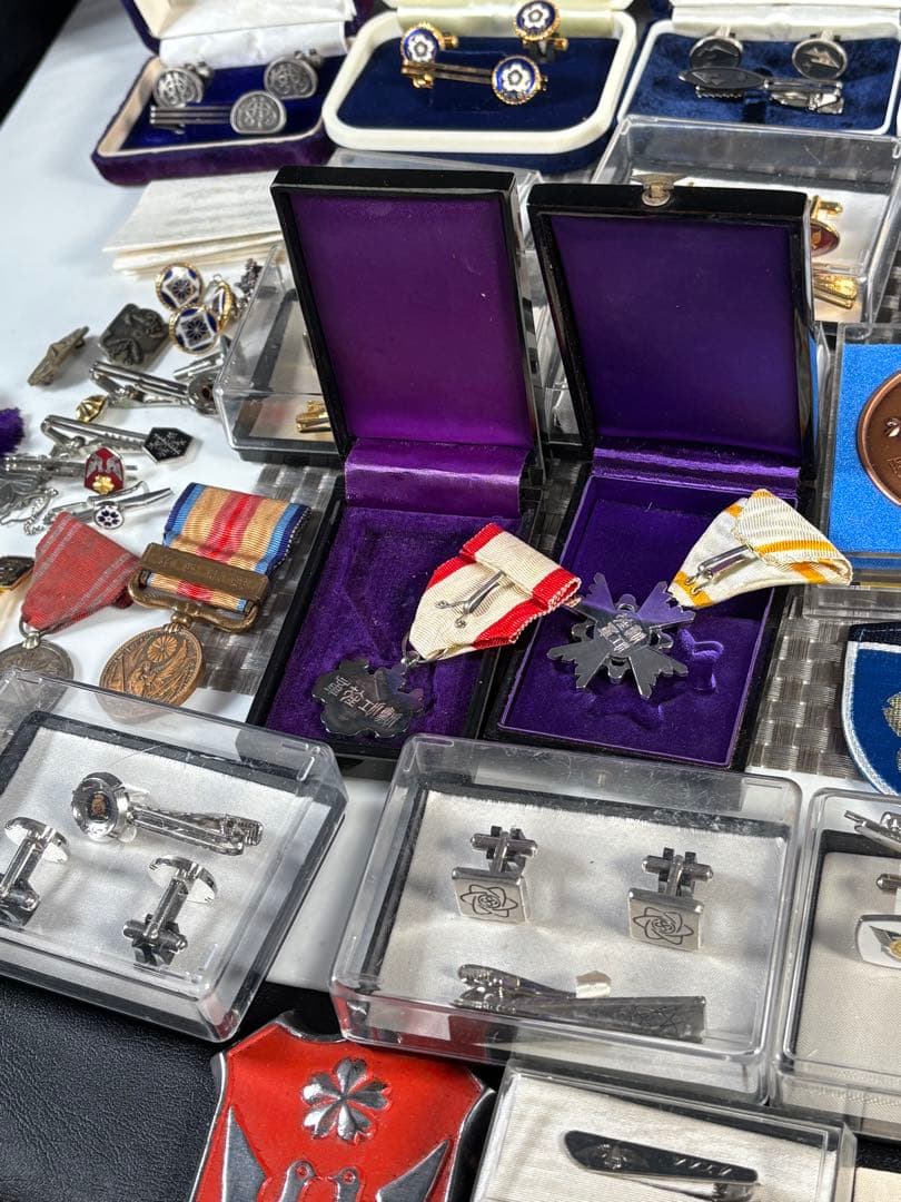 C056 メダル・バッジセット多数　勲章