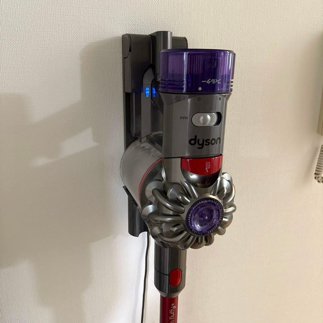 [美品] Dyson V8 Slim Fluffy+ 掃除機