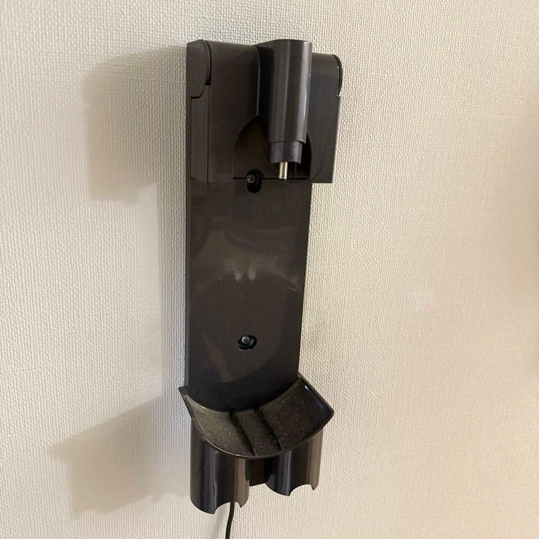 [美品] Dyson V8 Slim Fluffy+ 掃除機