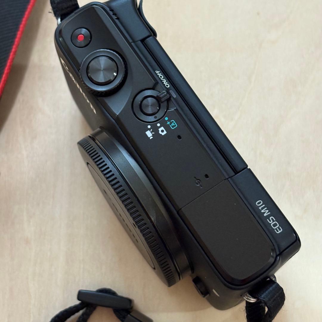 【極美品】Canon キヤノン ミラーレス一眼カメラ EOS M10レンズ2 黒