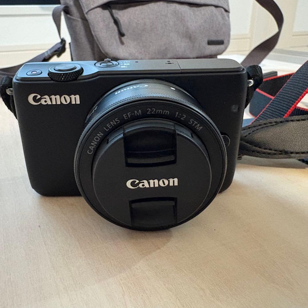 【極美品】Canon キヤノン ミラーレス一眼カメラ EOS M10レンズ2 黒