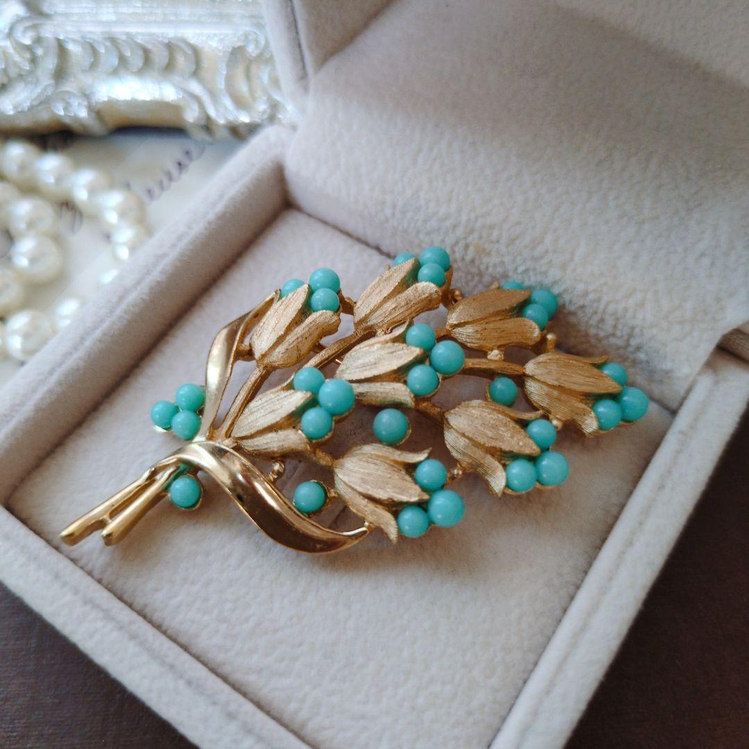 Trifari クラウン トリファリ ターコイズ クラッチブーケ ブローチ