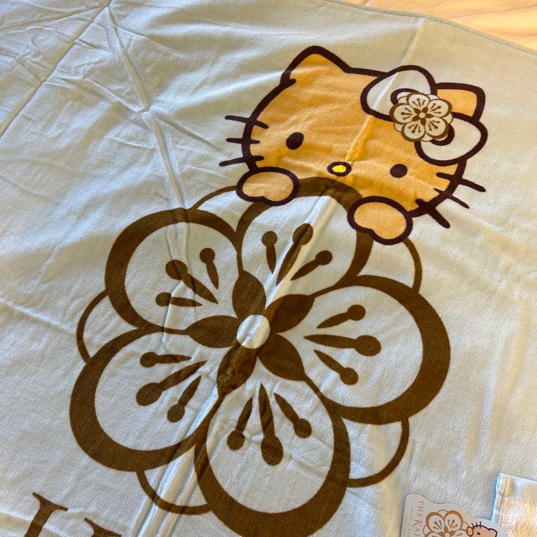 【新品】ハワイ限定　ハローキティ バスタオル KAHALA HOTEL 日焼け