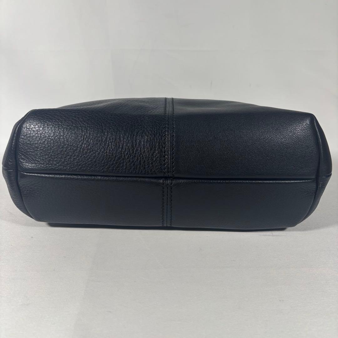 美品 土屋鞄 ショルダーバッグ 2way 斜め掛け クラルテ レザー ブラック