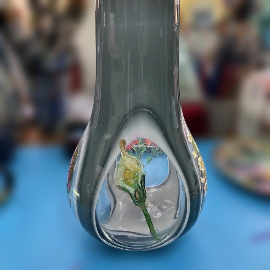 手描き花柄ガラス花瓶