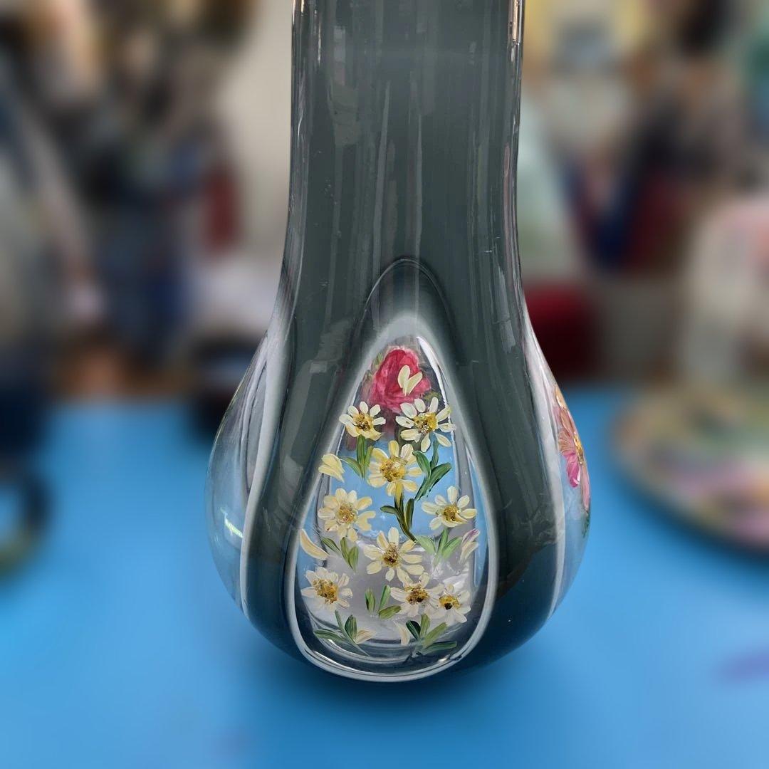 手描き花柄ガラス花瓶