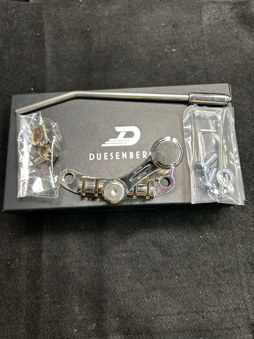 ほぼ新品！Duesenberg les trem ドゥーセンバーグレストレム