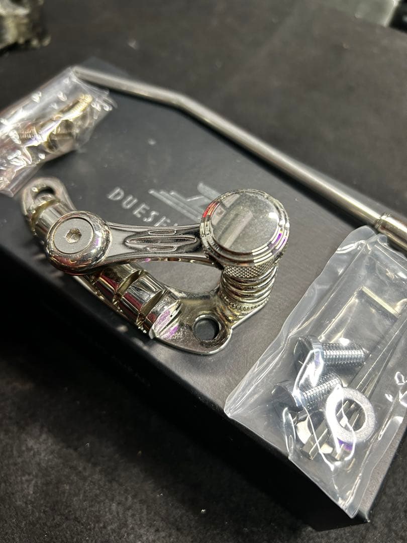 ほぼ新品！Duesenberg les trem ドゥーセンバーグレストレム