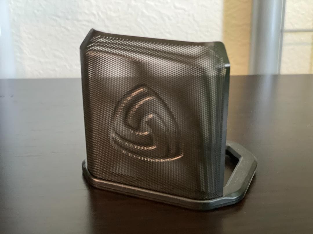 LEWITT / RAY 世界初オートフォーカスマイク