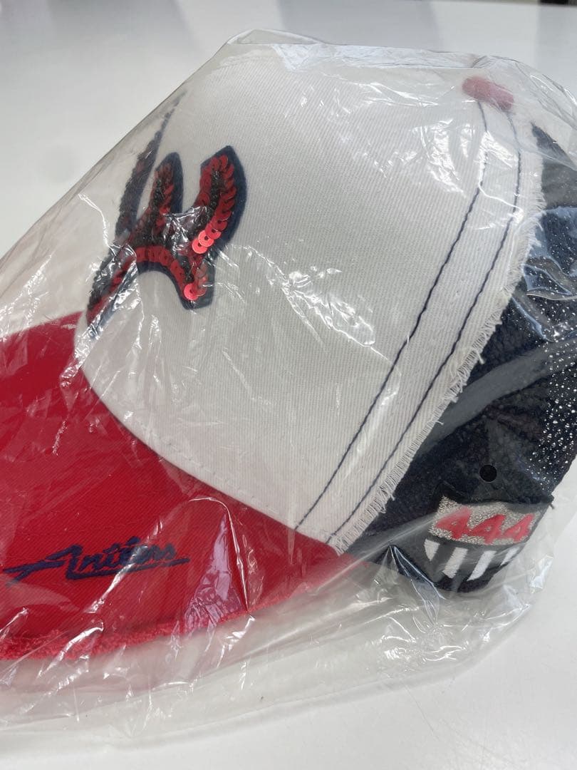 【未開封】YOSHINORI KOTAKE 鹿島アントラーズロゴ入りキャップ 白